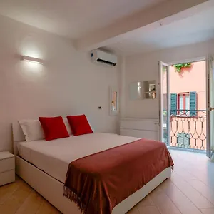 A Un Passo Da Lucio , Bologna Italien