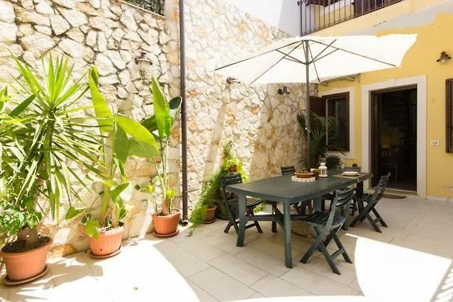 Casa Epicarmo Apartment Syracuse